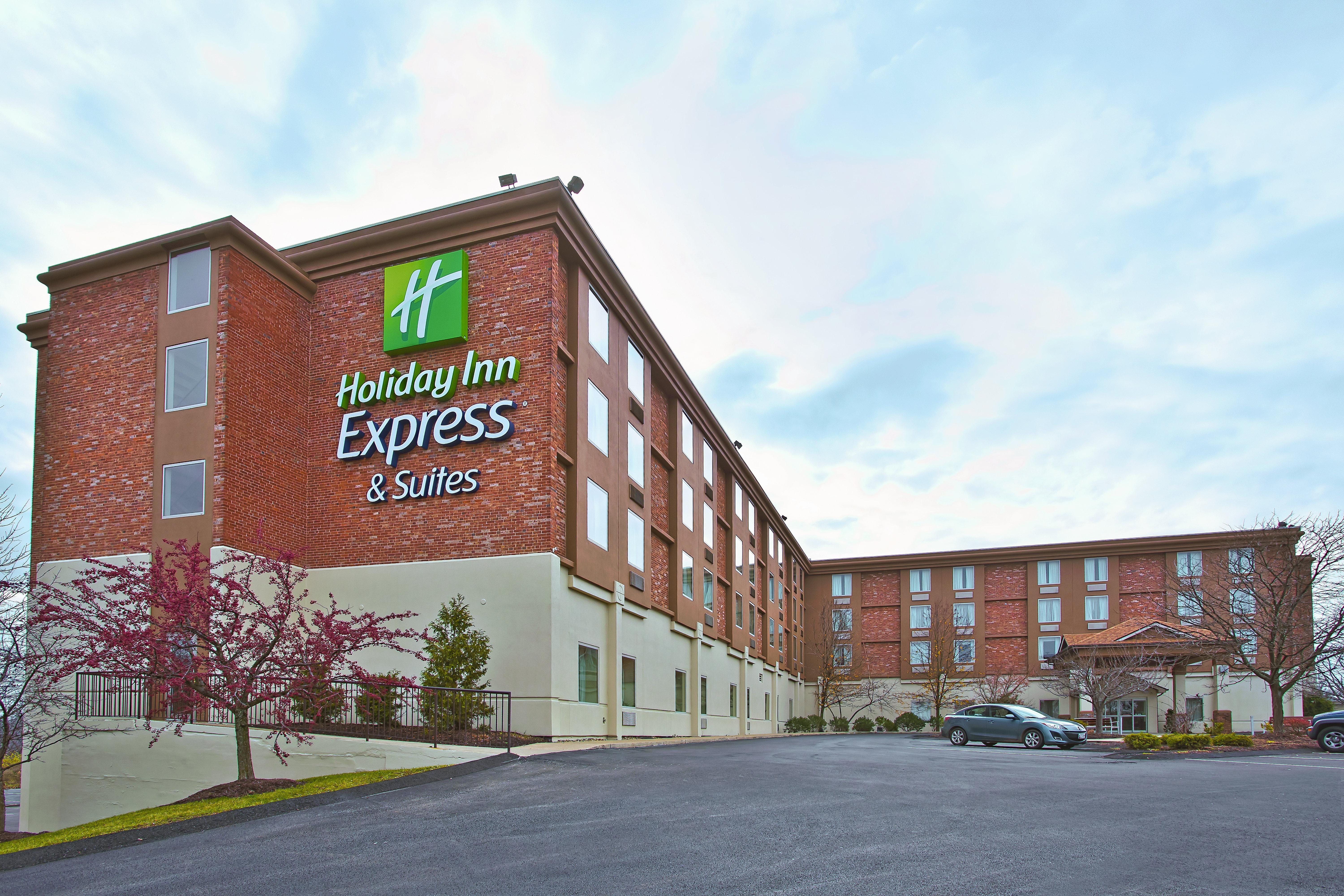 Holiday Inn Express And Suites Pittsburgh West Mifflin By Ihg Exteriör bild