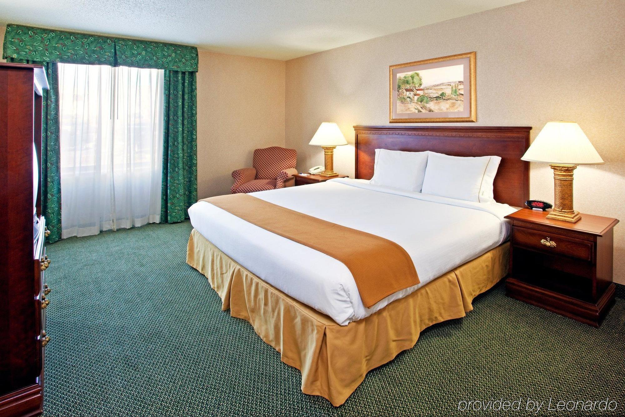 Holiday Inn Express And Suites Pittsburgh West Mifflin By Ihg Rum bild